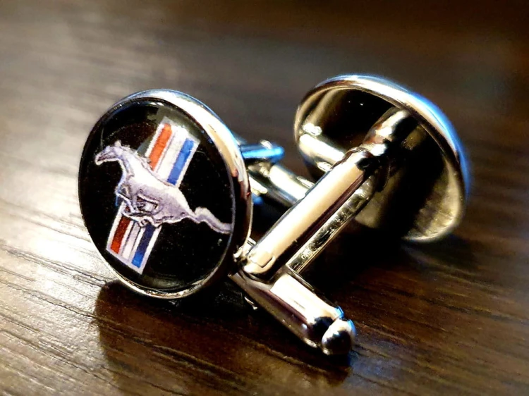 spinki do mankietów ford mustang 2.jpg